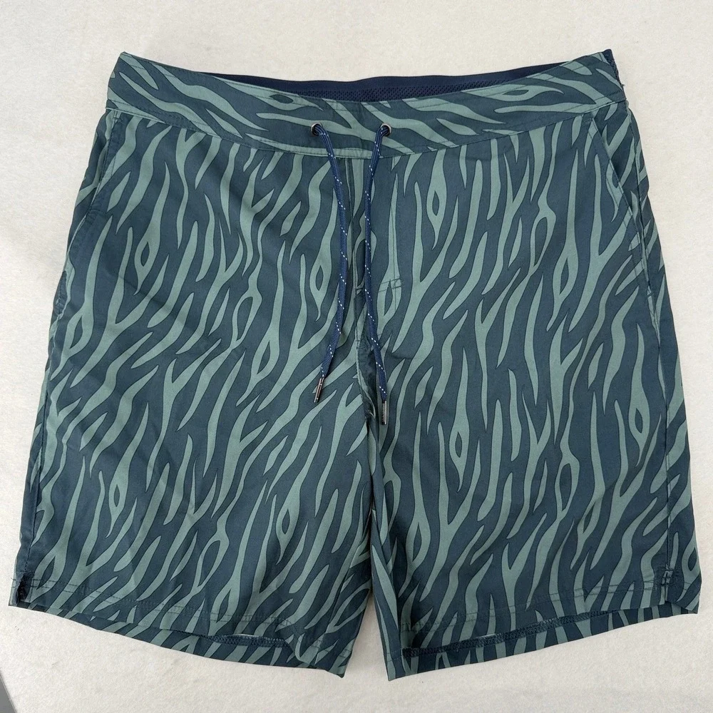 Fair Harbor Mens Board Shorts Size L Green Grey Zebra Print Recycled Stretch